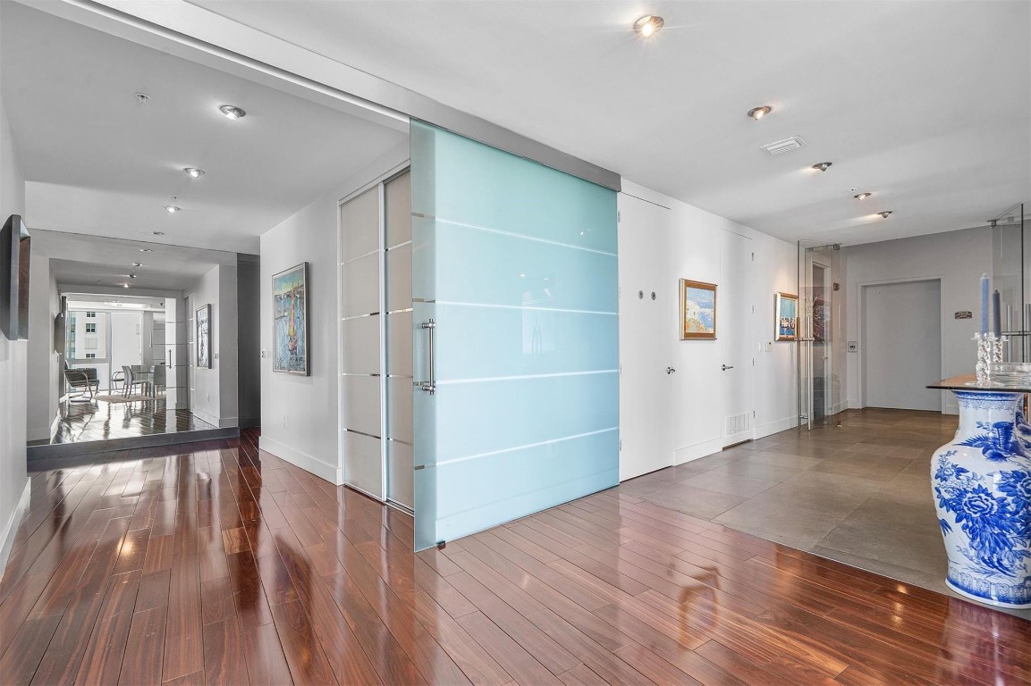 Fort Lauderdale, Florida, 33304, United States, 3 Bedrooms Bedrooms, ,4 BathroomsBathrooms,Residential,Active,1943730