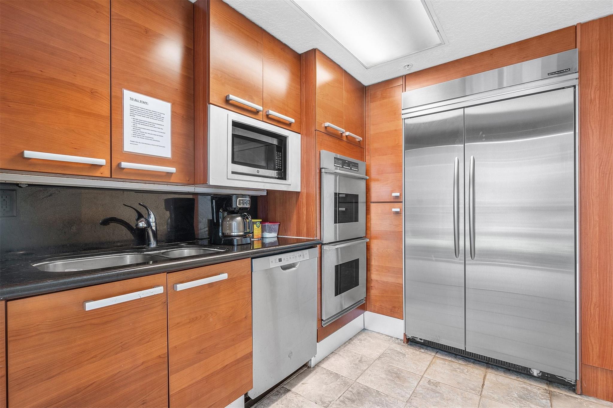 Fort Lauderdale, Florida, 33304, United States, 3 Bedrooms Bedrooms, ,4 BathroomsBathrooms,Residential,Active,1943730