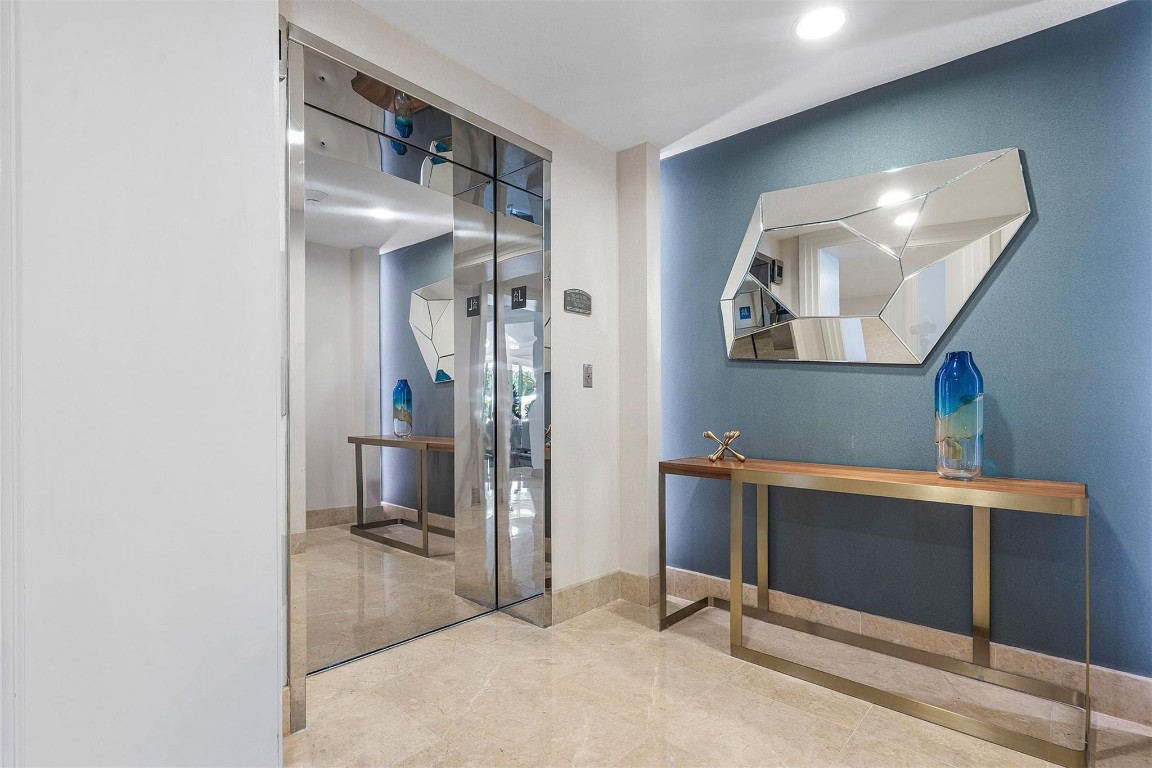 Fort Lauderdale, Florida, 33304, United States, 3 Bedrooms Bedrooms, ,4 BathroomsBathrooms,Residential,Active,1943730