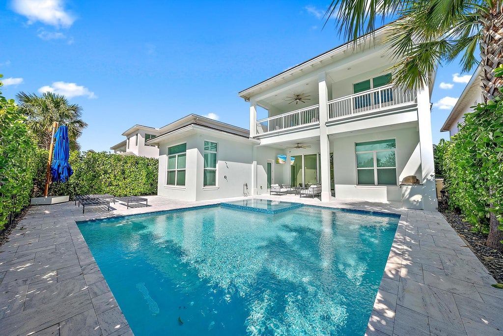 Photo of 4206 Mendel Ln, Palm Beach Gardens, FL 33418 (MLS # R11032159)