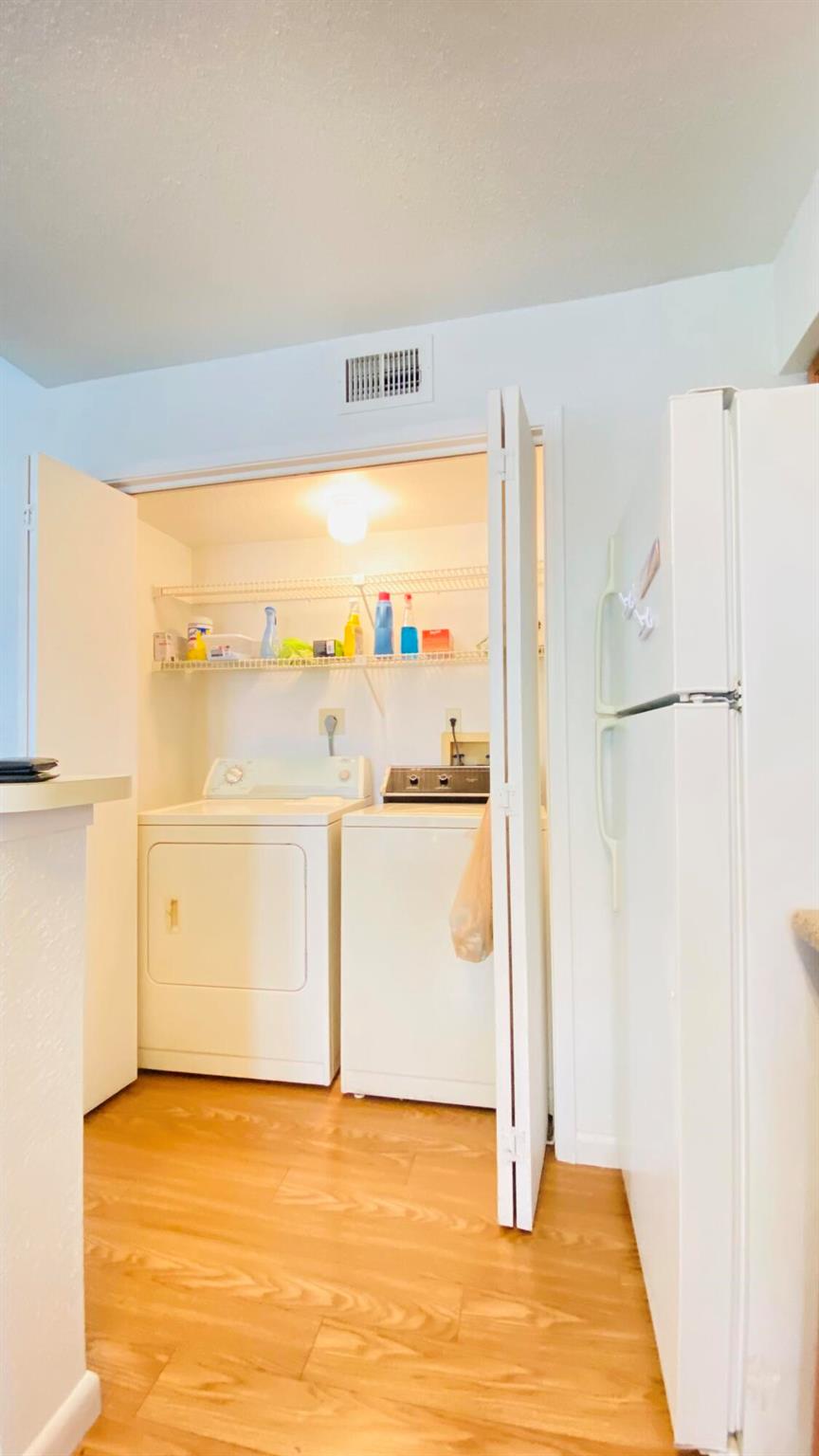 SAVANNAH AT RIVERSIDE CON - Residential Lease