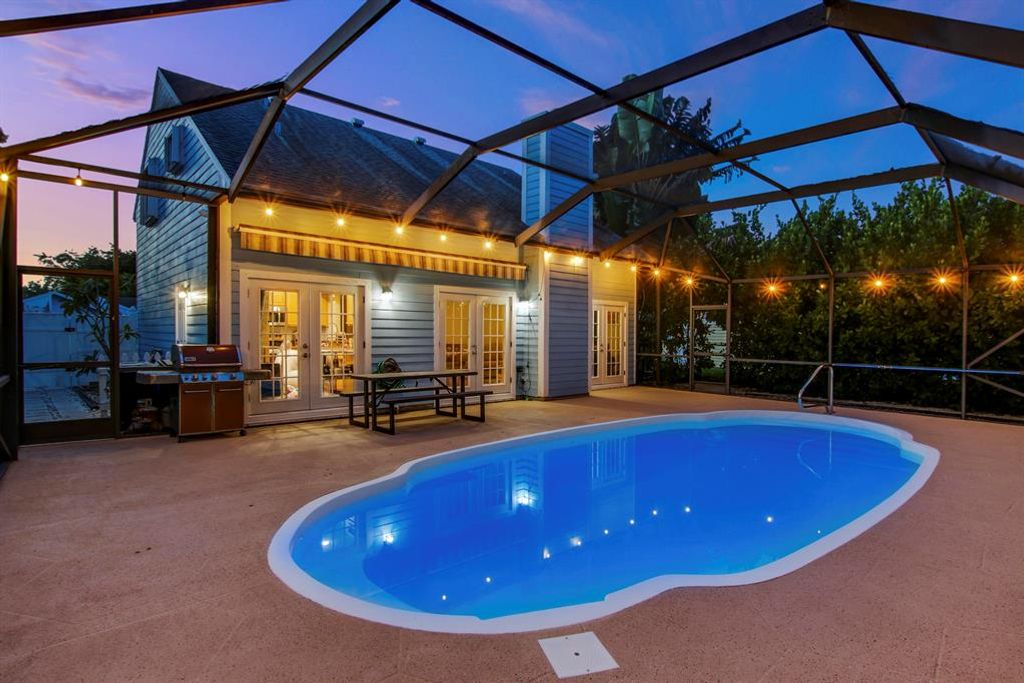 Photo of 18245 Jupiter Landings Drive Dr, Jupiter, FL 33458 (MLS # R10820614)