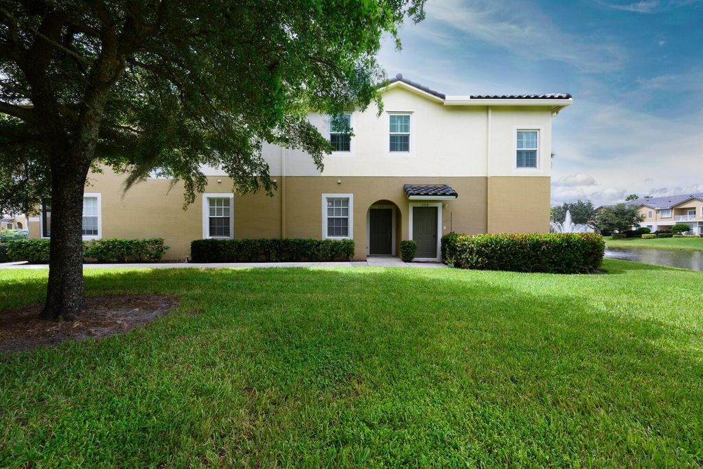 Photo of 1561 SE Hampshire Way #104, Stuart, FL 34994 (MLS # R11125007)