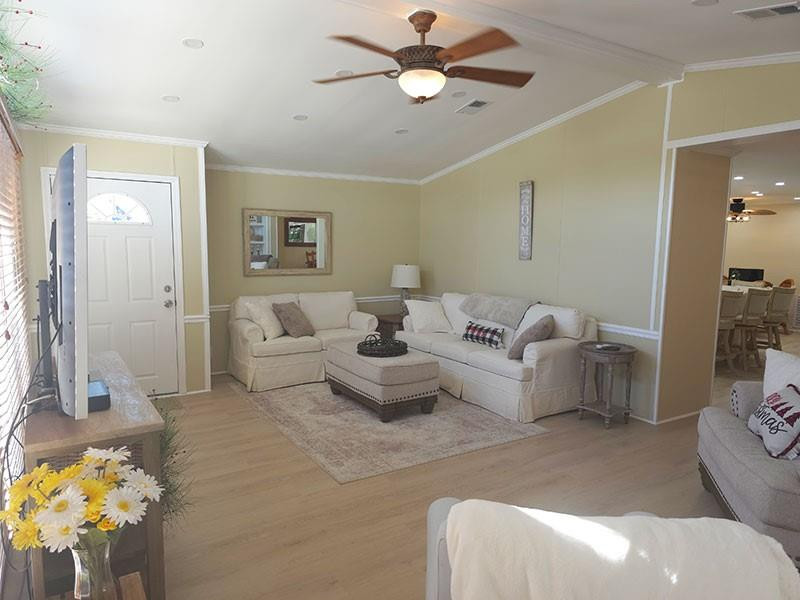 4300 SE Saint Lucie Boulevard 70