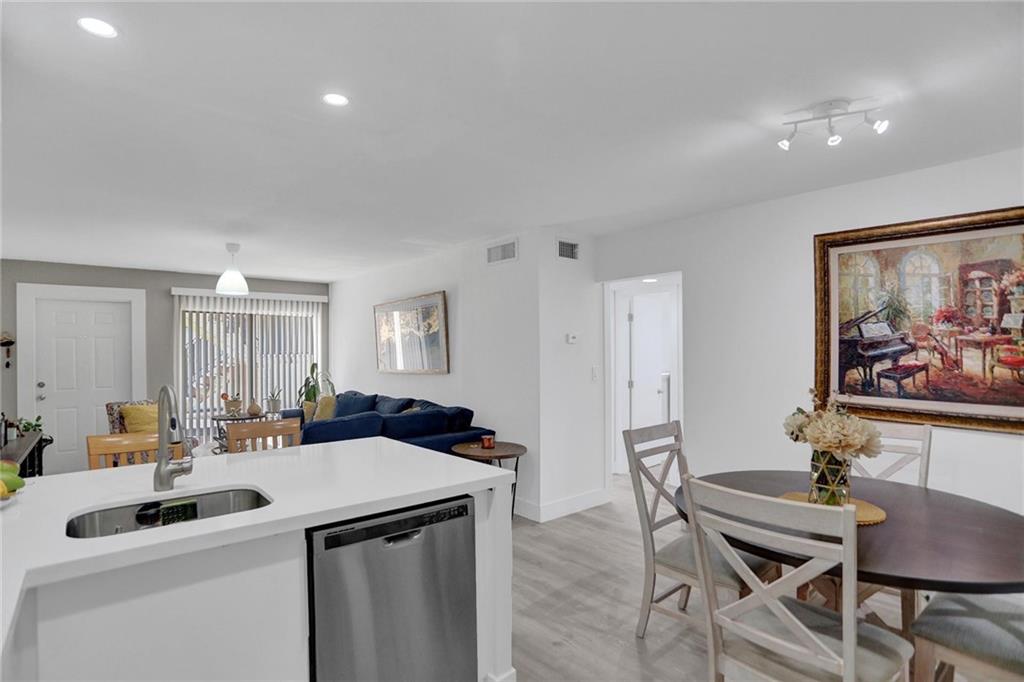 Cypress Creek Villas - Residential