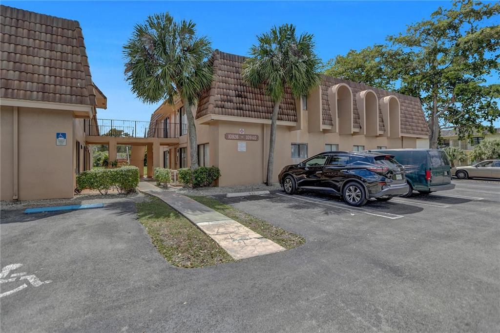 Cypress Creek Villas - Residential