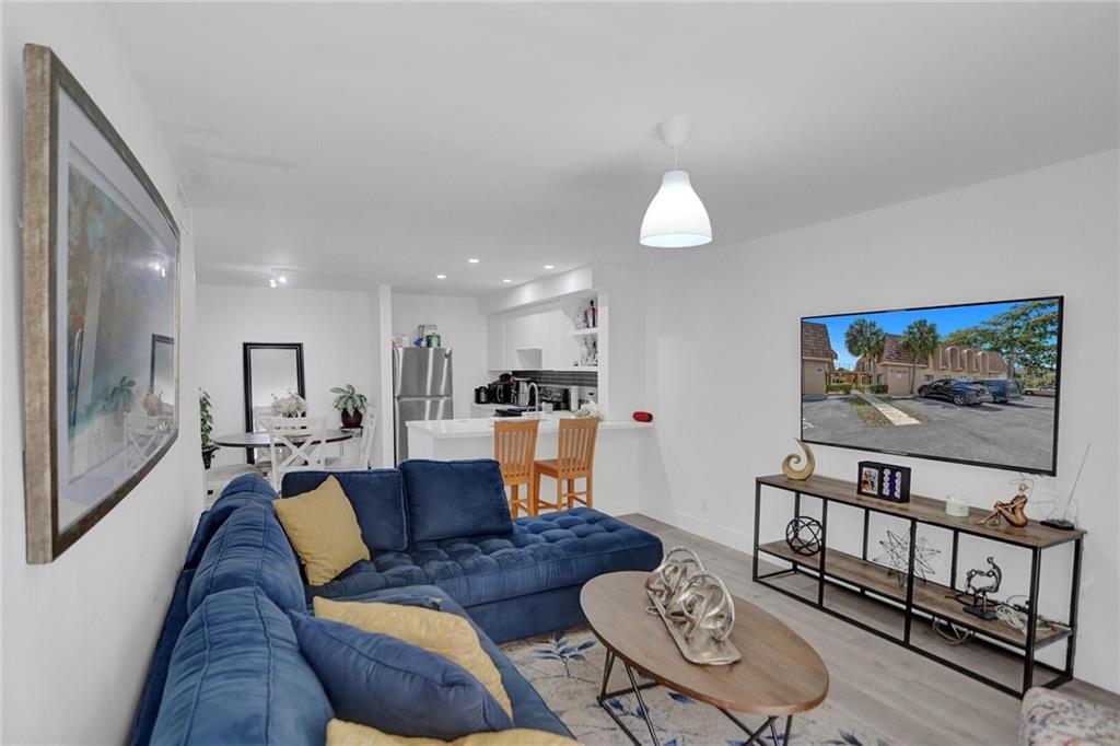 Cypress Creek Villas - Residential