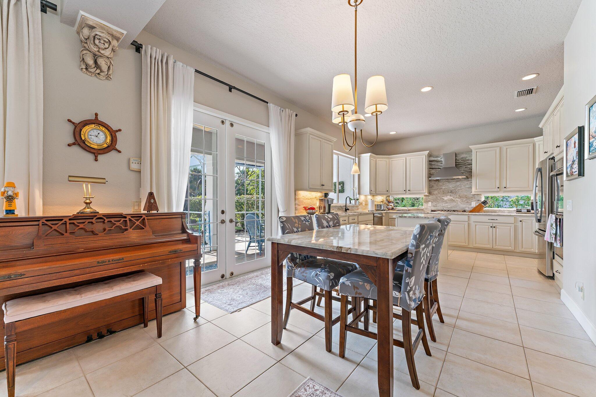 RIVER RIDGE - Residential