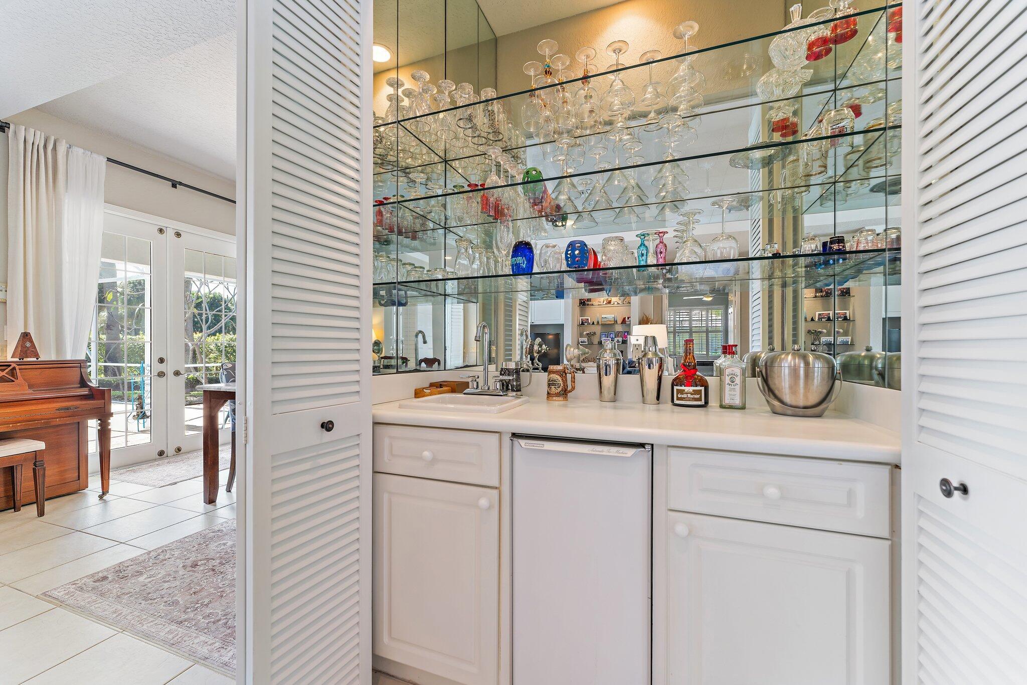 RIVER RIDGE - Residential