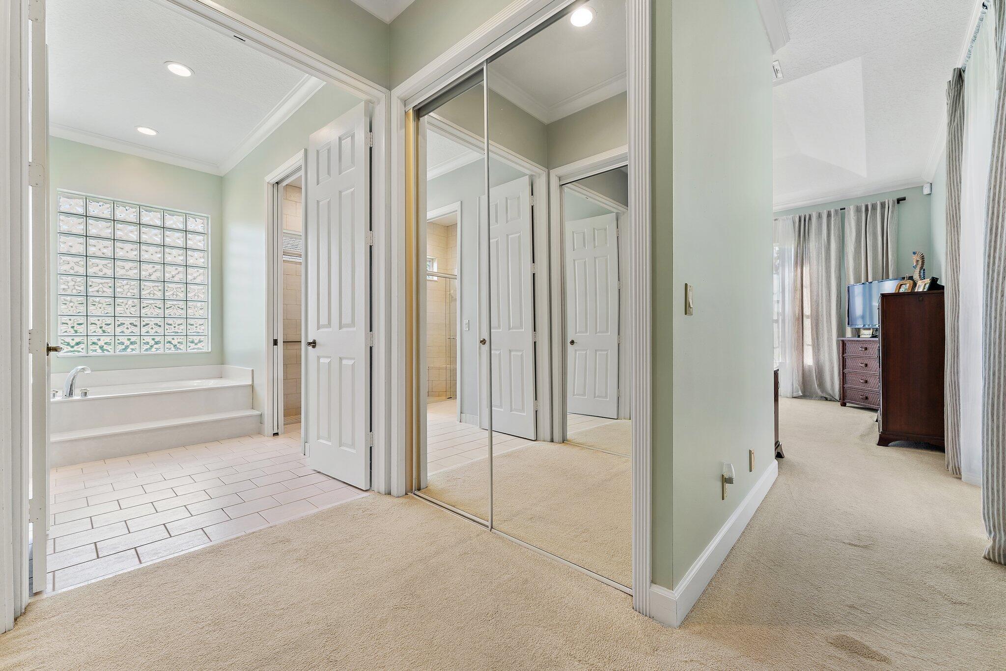 RIVER RIDGE - Residential