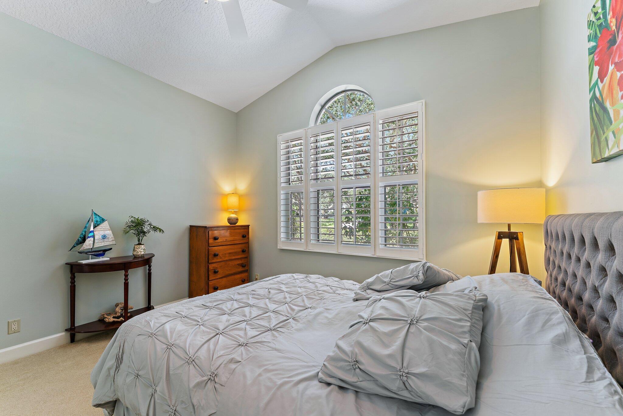 RIVER RIDGE - Residential