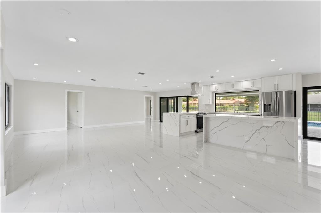 Atlantis City 12 - Residential