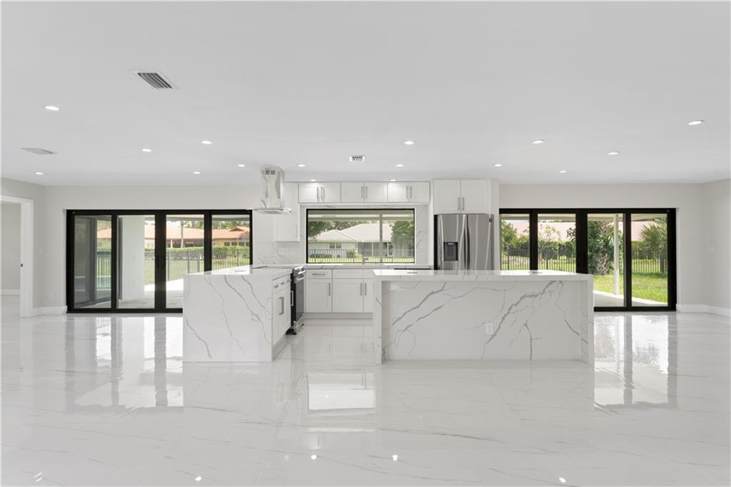 Atlantis City 12 - Residential