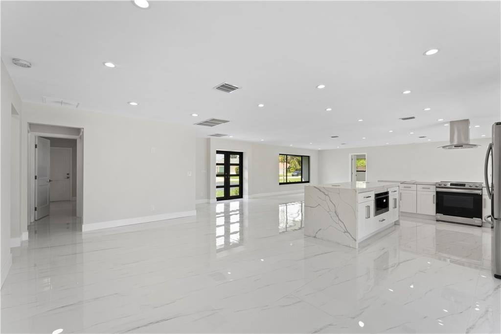 Atlantis City 12 - Residential