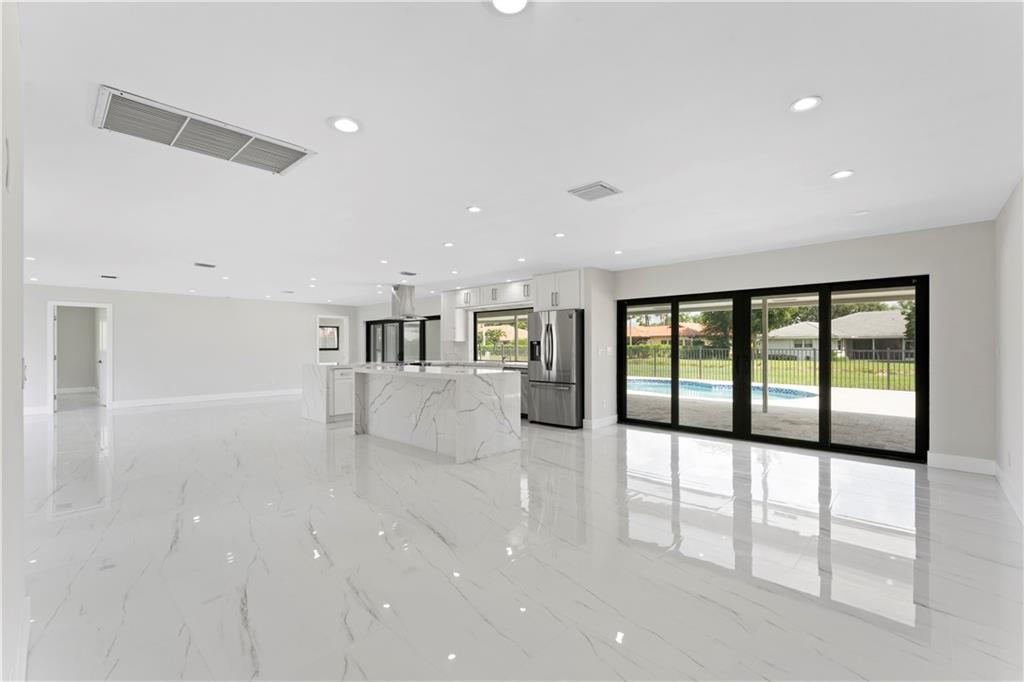 Atlantis City 12 - Residential