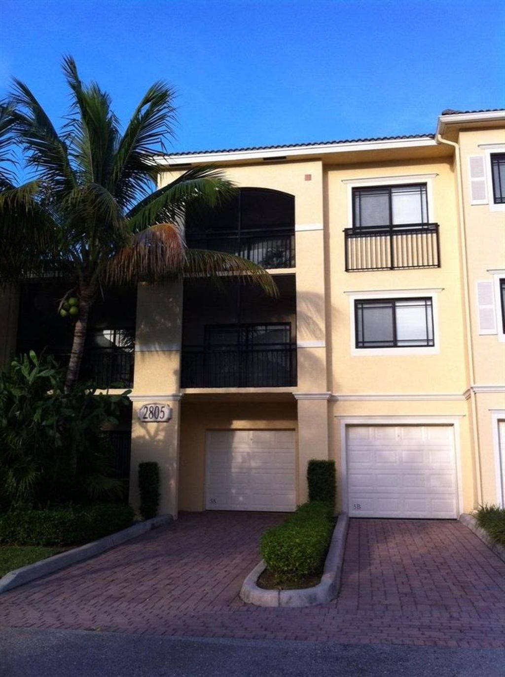 Photo of 2805 Veronia Drive #201, Palm Beach Gardens, FL 33410 (MLS # R10749634)