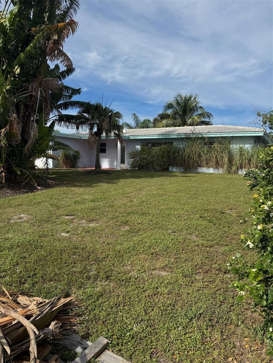 This single family home is located in a prime, most sought-after East Boca Raton neighborhood with no HOA. It is located just minutes from the beaches, restaurants, shopping, Mizner Park, I95 and much more. The home features a new electric panel, large family room, garage, and a large fenced yard.