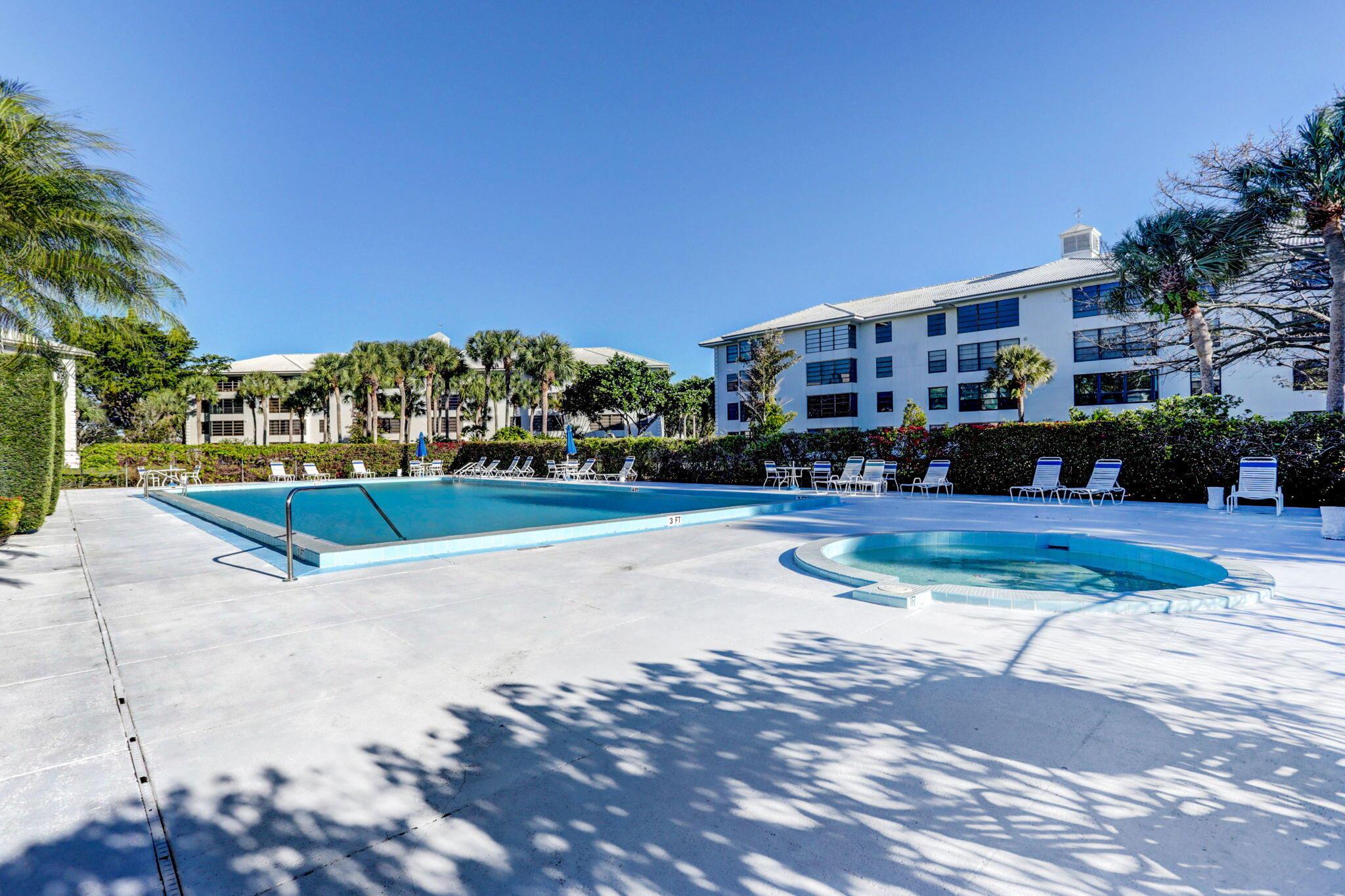 3516 Whitehall Drive 101, West Palm Beach, FL, 33401/$190,900 3 3516 Whitehall Drive 101
