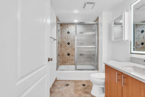 Tiny photo for 110 N Federal Highway #1113, Fort Lauderdale, FL 33301 (MLS # B26036504)