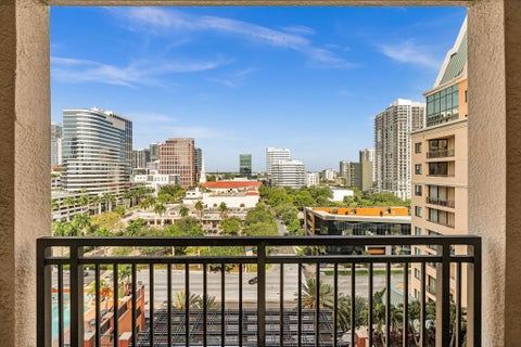 Tiny photo for 110 N Federal Highway #1113, Fort Lauderdale, FL 33301 (MLS # B26036504)