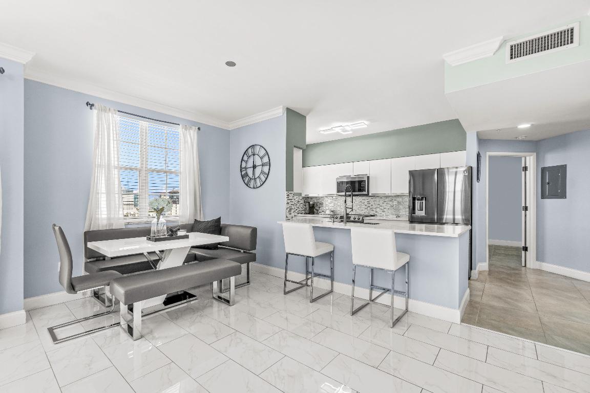 616 Clearwater Park Road 1402