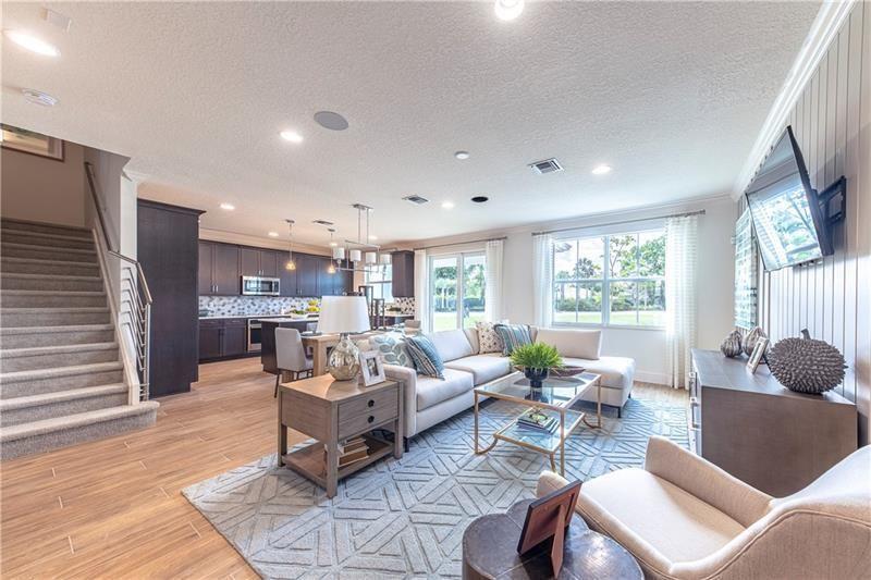 TREVI ISLE - Residential