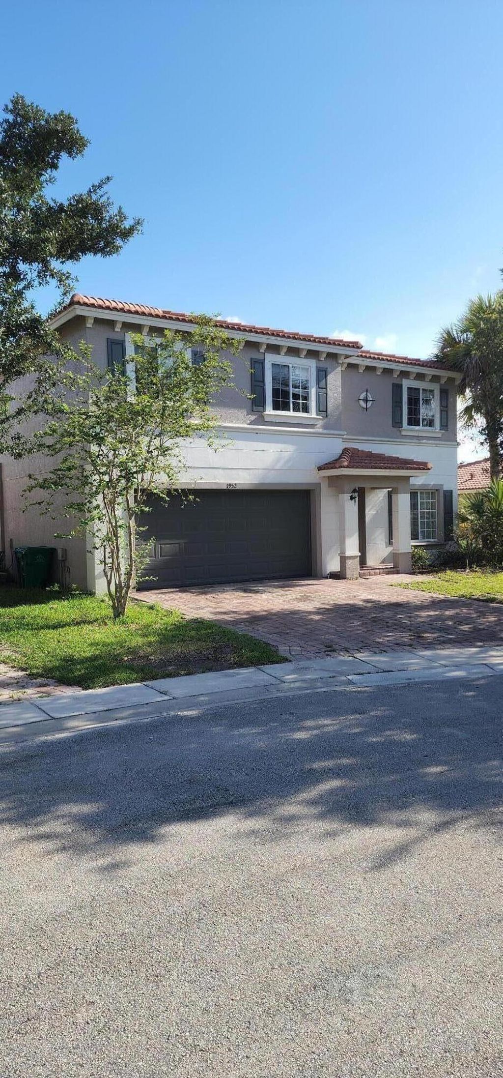 Photo of 1952 SW Providence Place, Port Saint Lucie, FL 34953 (MLS # R10906801)