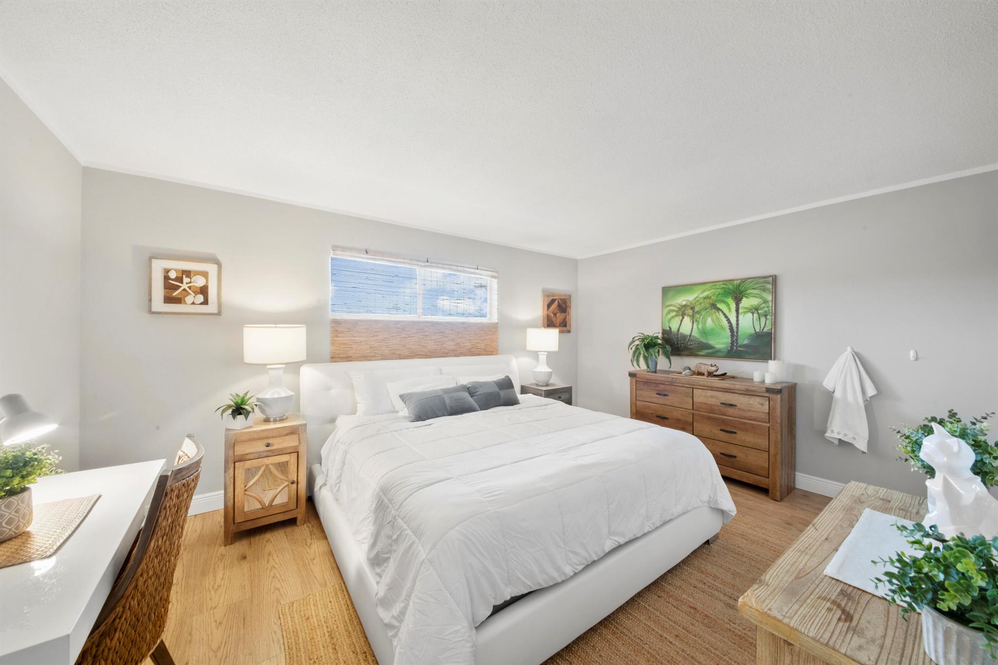 LAKE CLARKE GARDENS CONDO - Residential