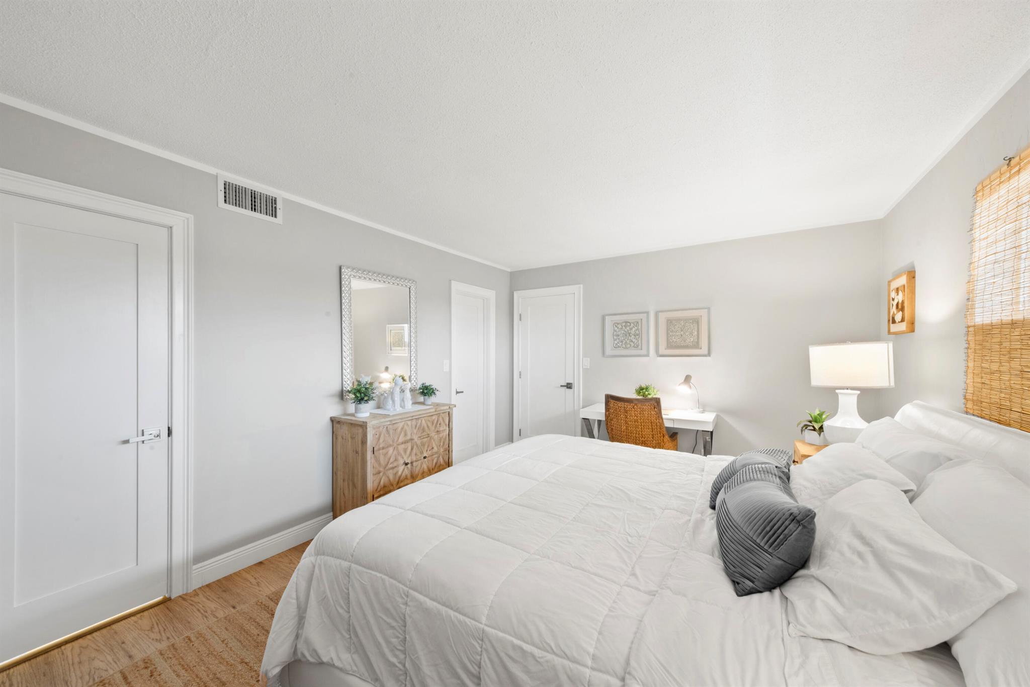 LAKE CLARKE GARDENS CONDO - Residential