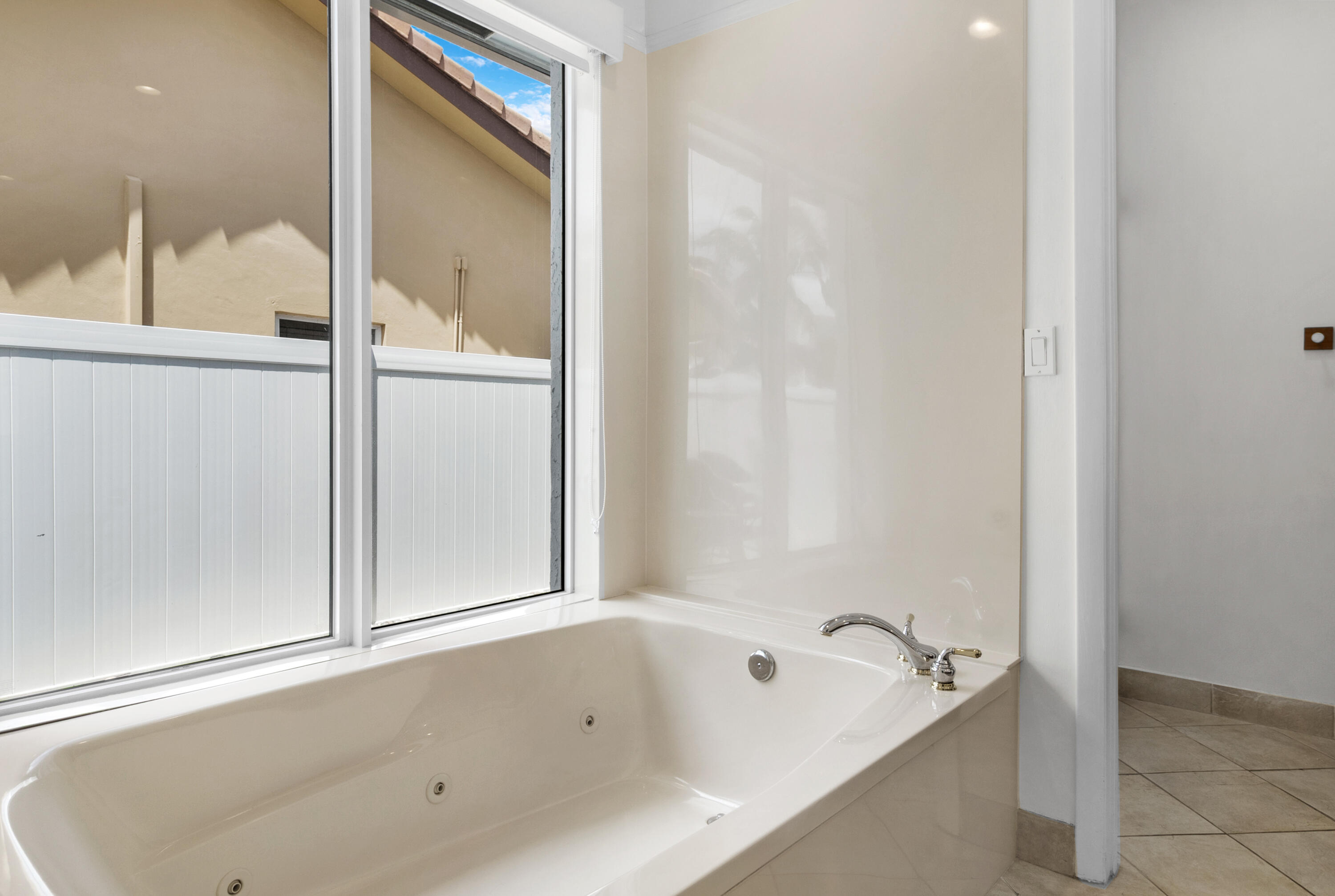 BERMUDA-RIVIERA SUB OF GALT - Residential