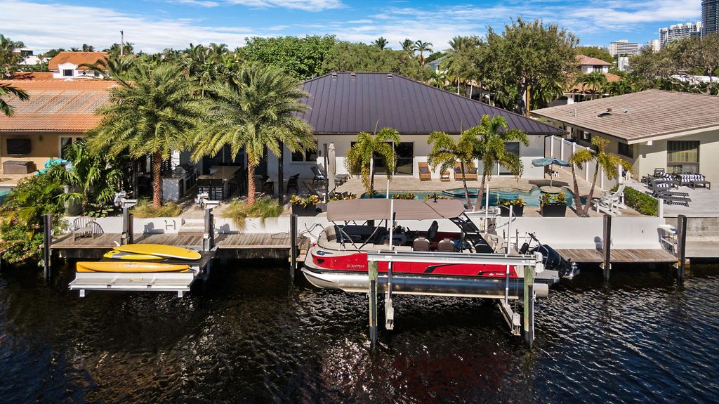 Photo of 3312 NE 39th Street, Fort Lauderdale, FL 33308 (MLS # B26015637)