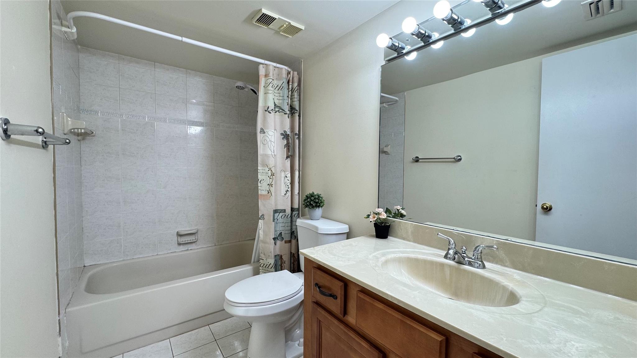 Centura Parc - Residential Lease