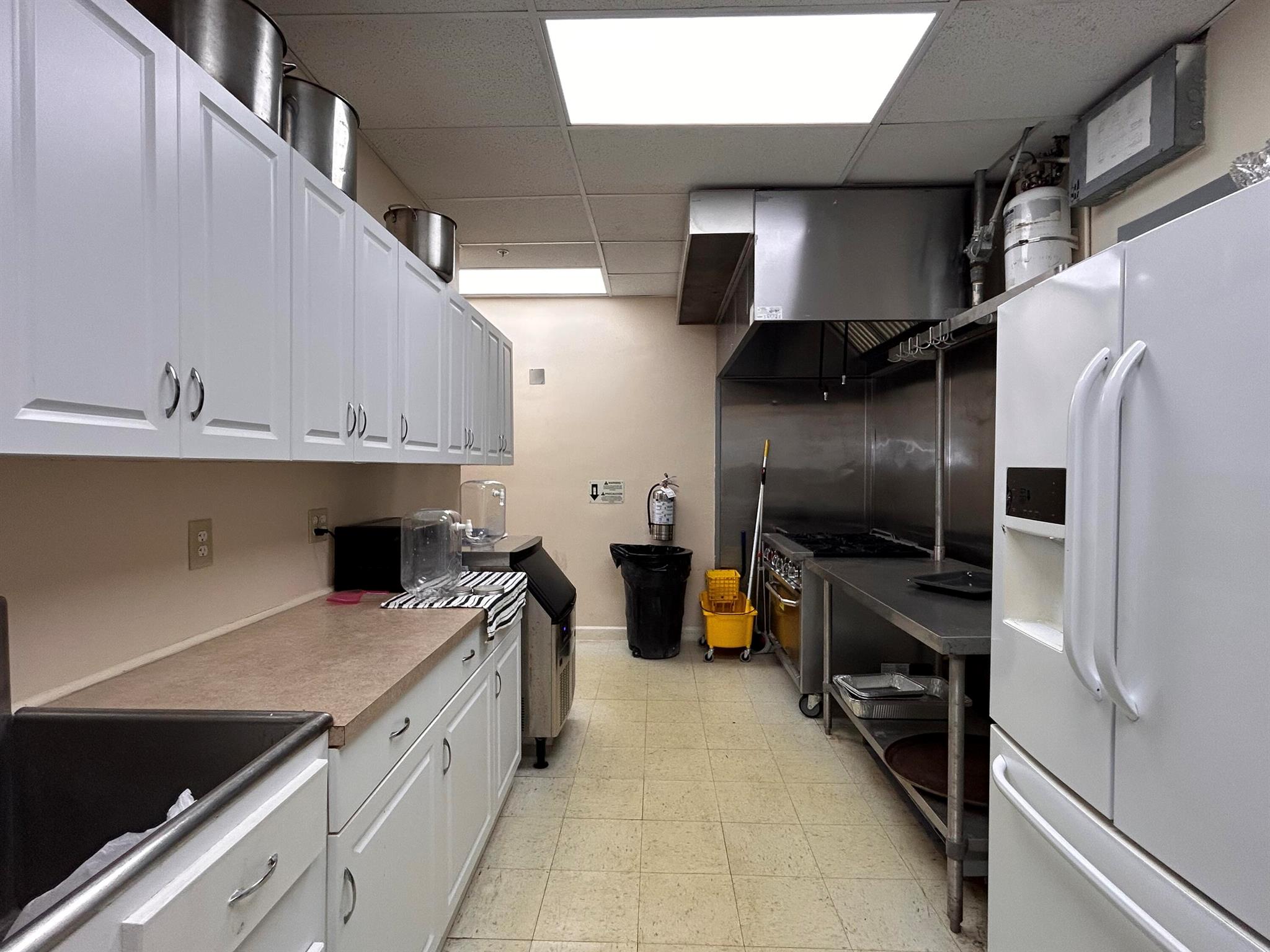 STERLING VILLAGE - Residential Lease