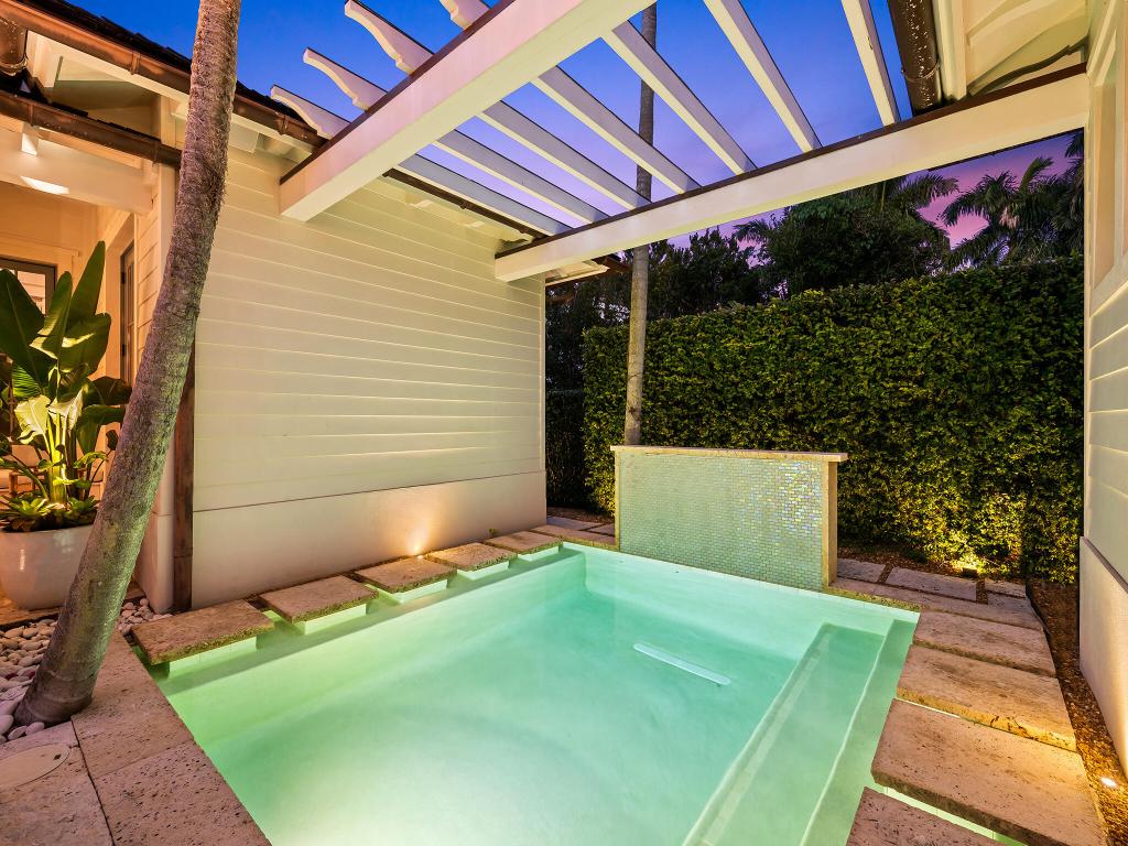 DELRAY BEACH ESPLANADE - Residential