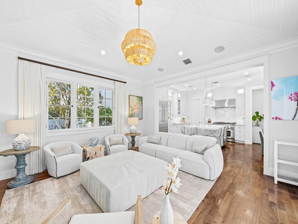 DELRAY BEACH ESPLANADE - Residential