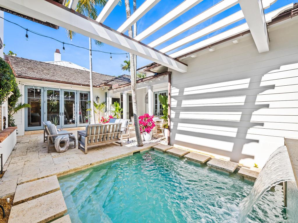 DELRAY BEACH ESPLANADE - Residential