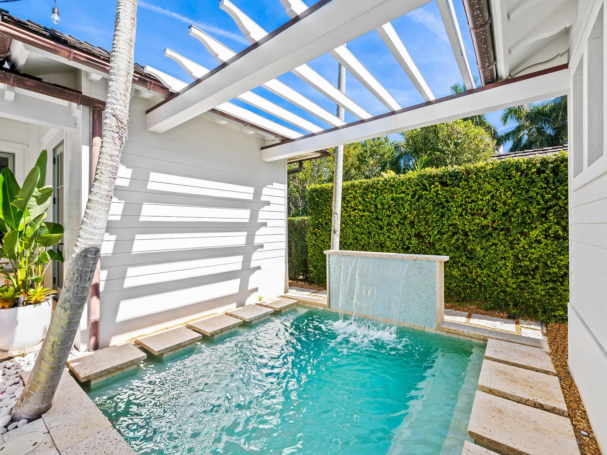 DELRAY BEACH ESPLANADE - Residential