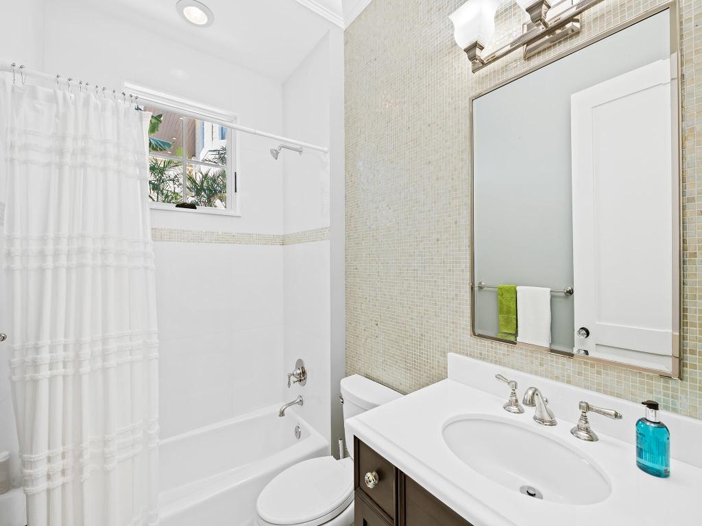 DELRAY BEACH ESPLANADE - Residential