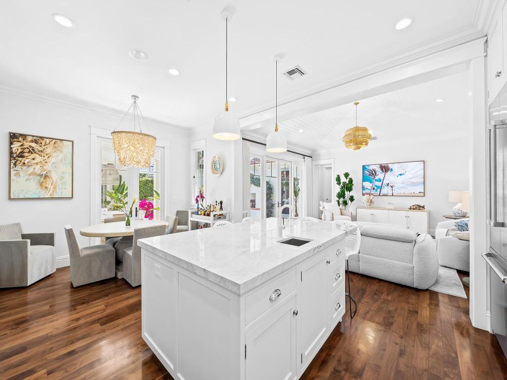 DELRAY BEACH ESPLANADE - Residential