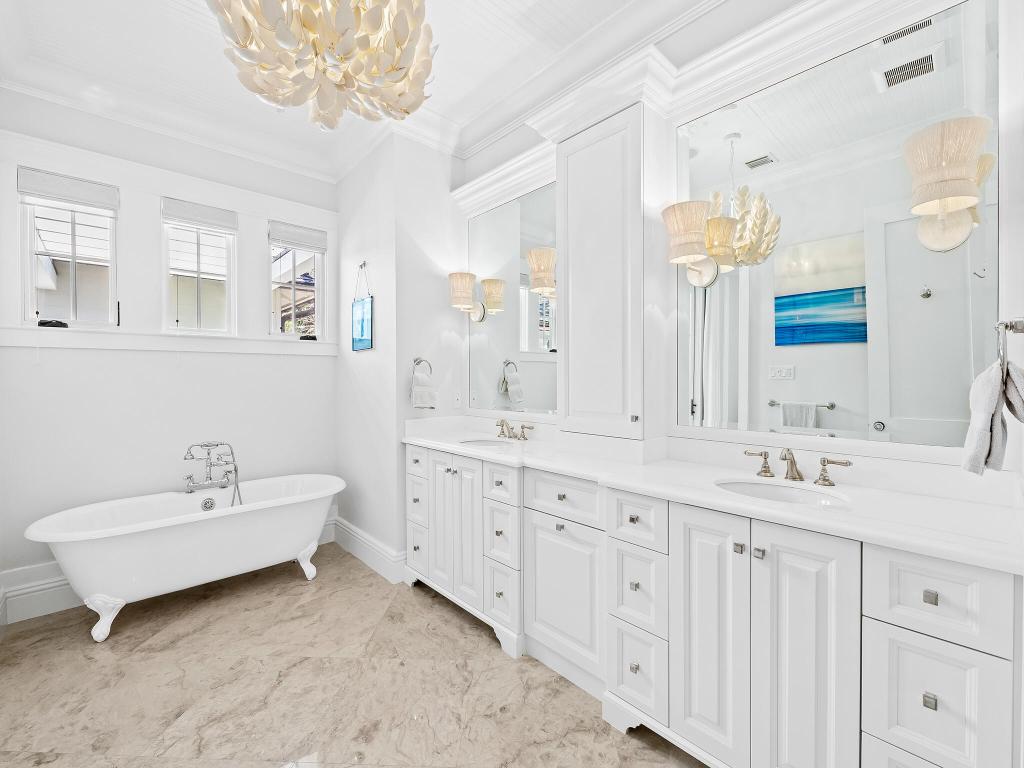 DELRAY BEACH ESPLANADE - Residential