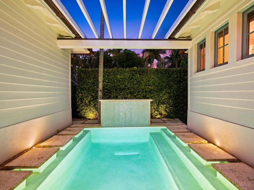 DELRAY BEACH ESPLANADE - Residential