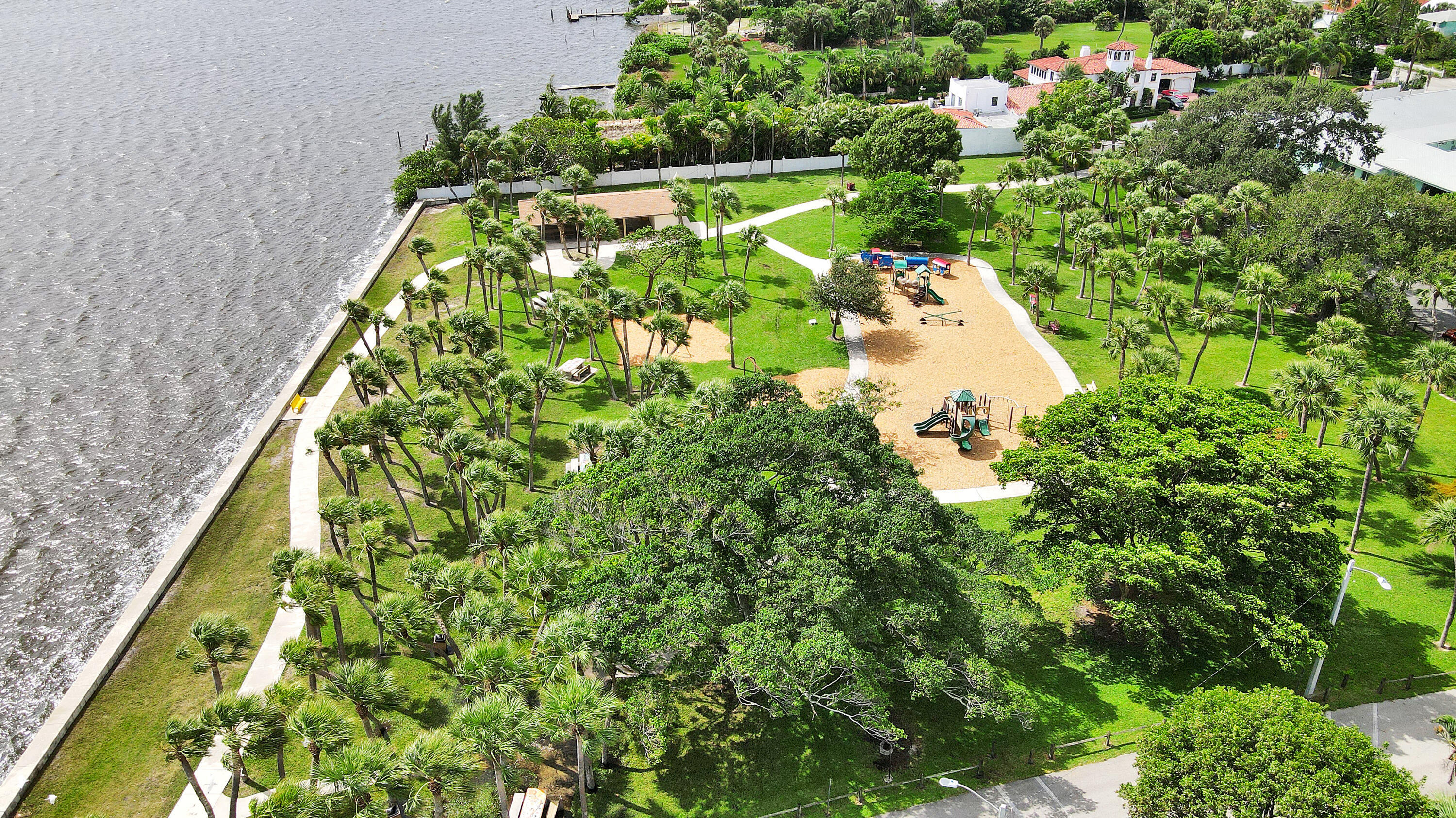 LAKE WORTH TOWN OF - Residential