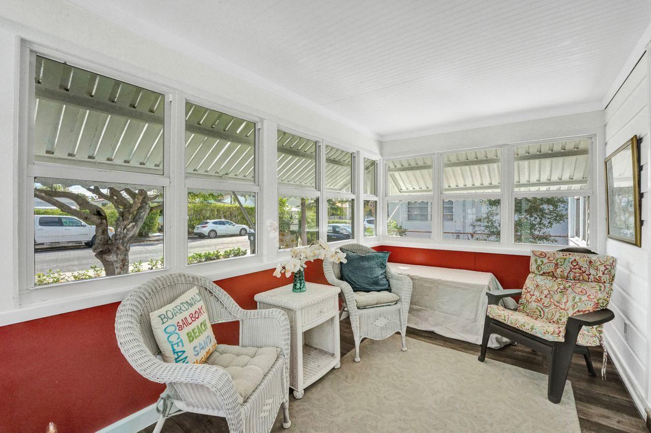 LAKE WORTH TOWN OF - Residential