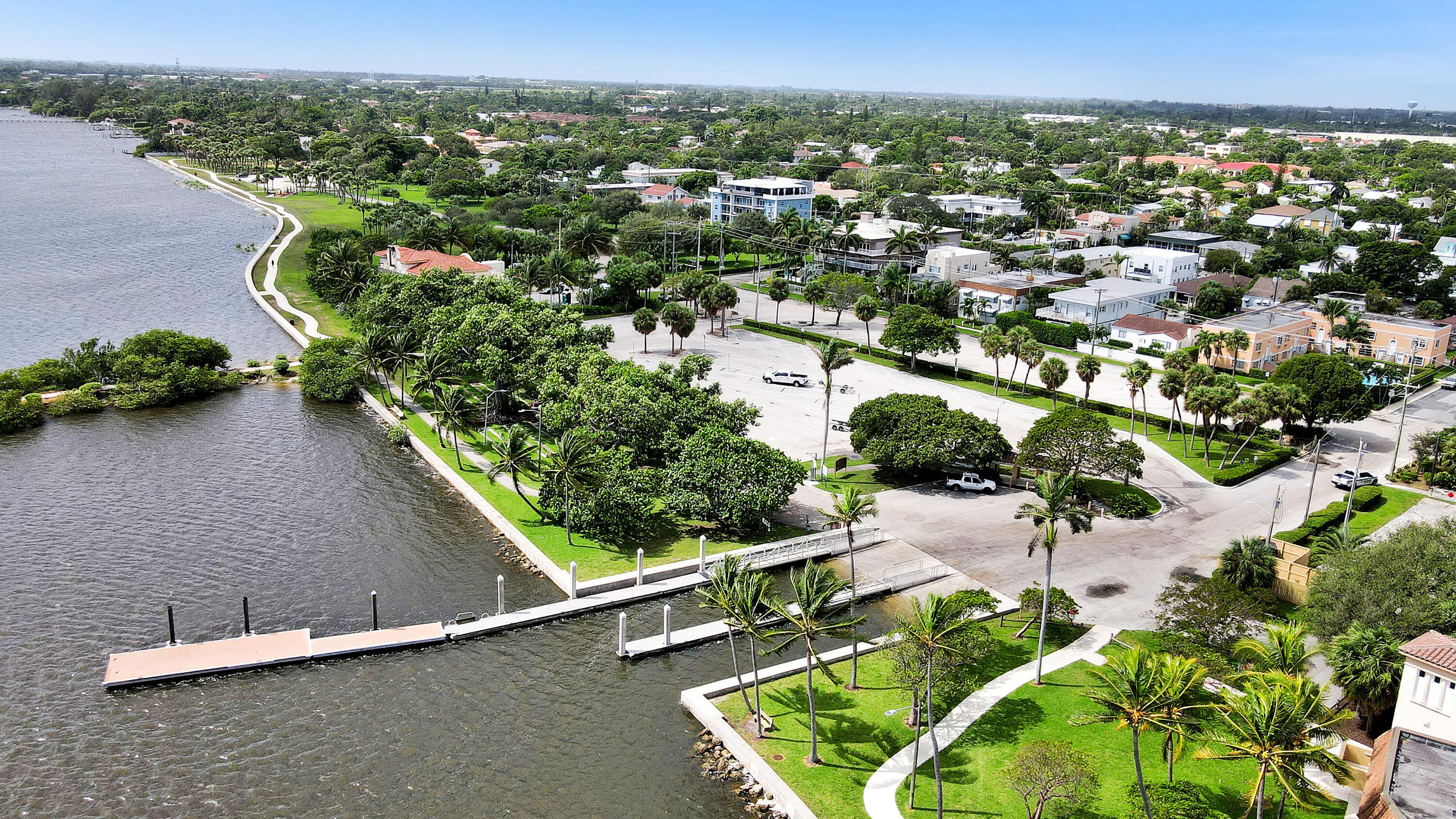 LAKE WORTH TOWN OF - Residential