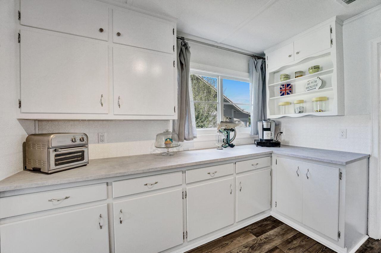 LAKE WORTH TOWN OF - Residential