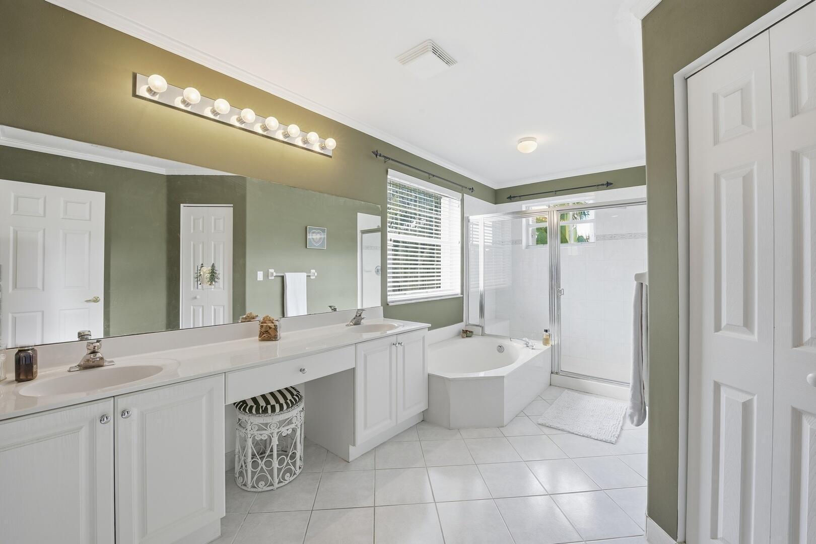 MADISON GREEN - Residential