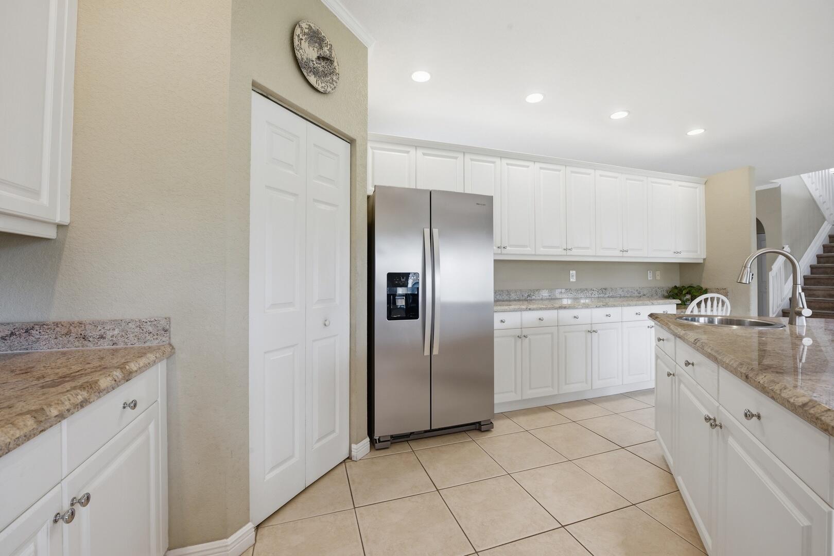 MADISON GREEN - Residential