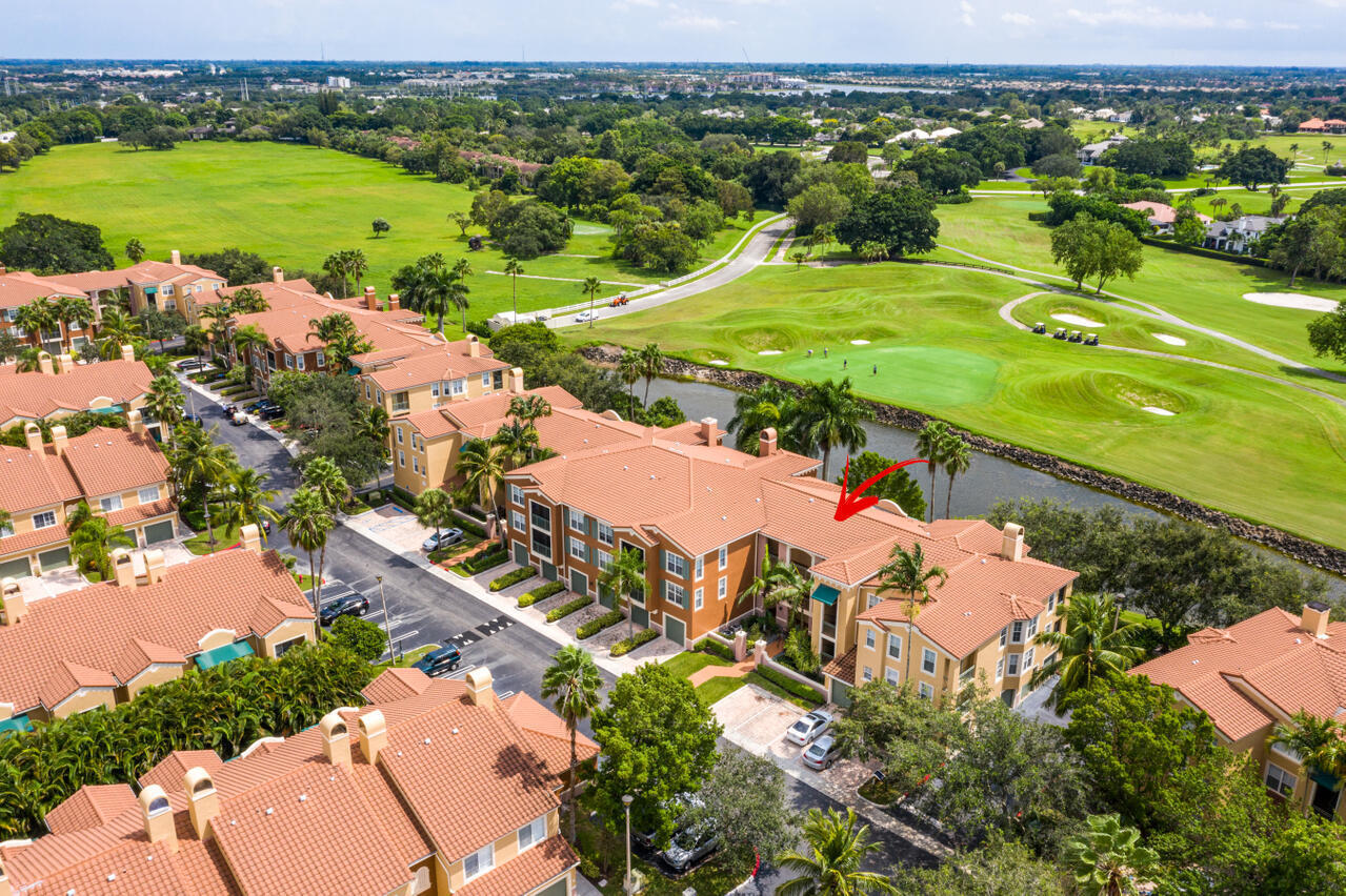 ST ANDREWS AT POLO CLUB CONDO - Residential Lease