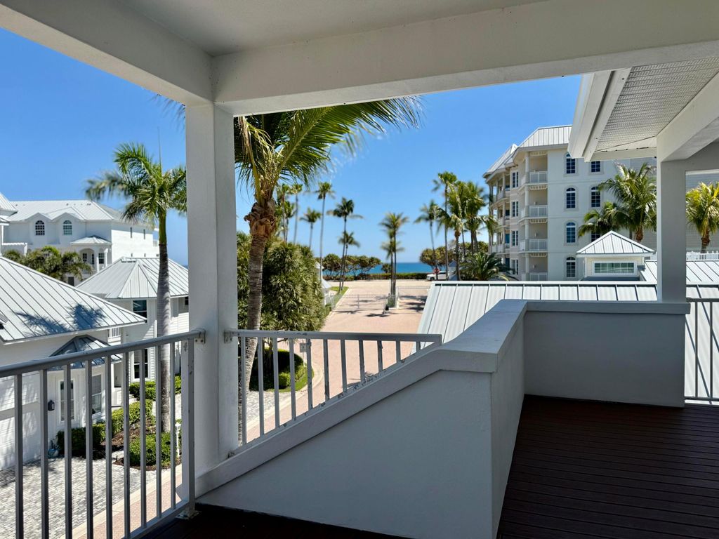 Photo of 130 Jupiter Key Road, Jupiter, FL 33477 (MLS # B26006101)