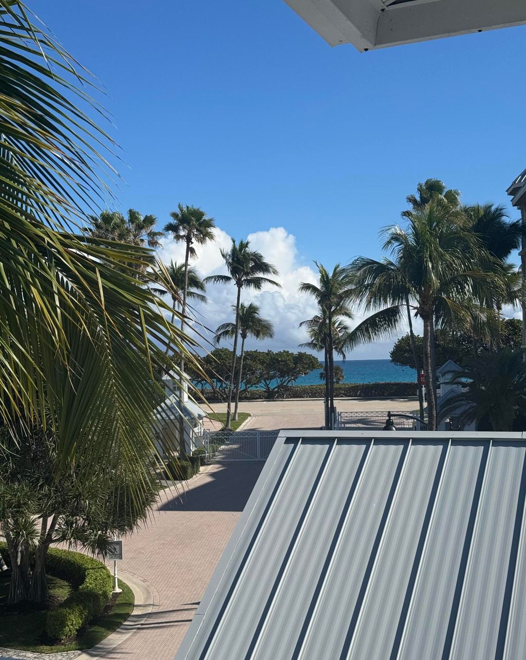 Photo of 130 Jupiter Key Road, Jupiter, FL 33477 (MLS # B26006101)